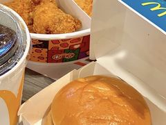 -麦当劳(展览路店)