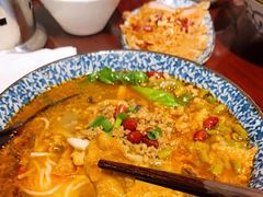 -粉家柳州螺蛳粉(杨宅路店)