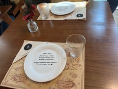 -Mark&Mars Restaurant