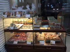 面包甜点陈列柜-老大昌(淮海中路店)