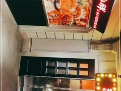 -沪小胖小龙虾(淮海中路旗舰店)