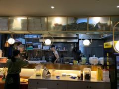 -POKEE VIA&Brunch·维娅(重庆来福士店)