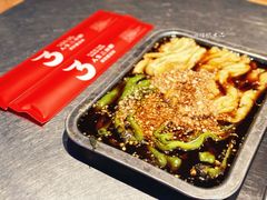 -绿地三只羊羊肉串(万科店)