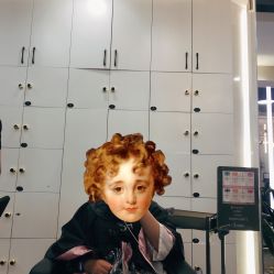 -AYO SALON