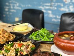 -老滇山寨•云南特色菜•地方菜•民族风情歌舞表演(金碧店)