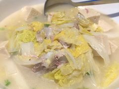 棒骨白菜炖冻豆腐-小南洋海景餐厅(深圳湾店)