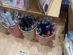 -猫的天空之城概念书店(印象城购物中心店)
