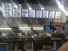 -陇上全荟兰州传统牛肉面(延吉路店)