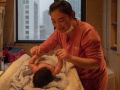 -苏州雏渐肥月嫂
