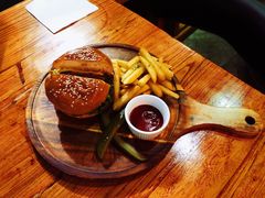 -羽深肉铺 Steak & Wine
