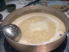 -洪氏嗨捞·猪肚鸡火锅(阳光天地店)