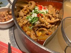 -左庭右院鲜牛肉火锅(环球港店)