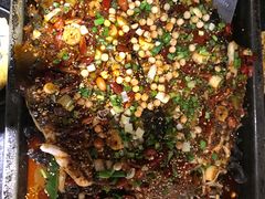 -叹鱼风尚烤鱼餐厅