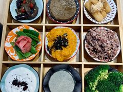 -轻蔬不用等·素食(江苏路店)