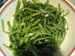 -川流不息·地道川菜·小龙虾(新松江路店)