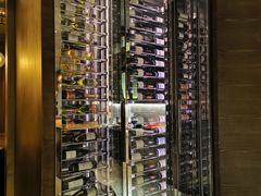 -恰餐厅及酒吧 CHAR Bar & Grill (北京丽都皇冠假日店)