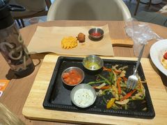 -必胜客(阿罗海店)