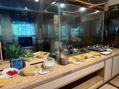 -大中华希尔顿酒店-念自助餐·嗨啤·小龙虾