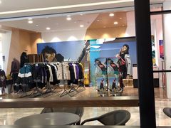 -李宁(西湖银泰城店)