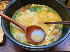 -银米·云南传统过桥米线(双廊黑金冠店)
