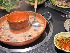 -菌自由丨野生菌火锅特色庭院餐厅(丽江古城店)