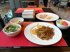 -筠咖啡西餐厅(上海国展宝龙丽筠酒店)