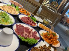 -韩风烤牛肉冷面店