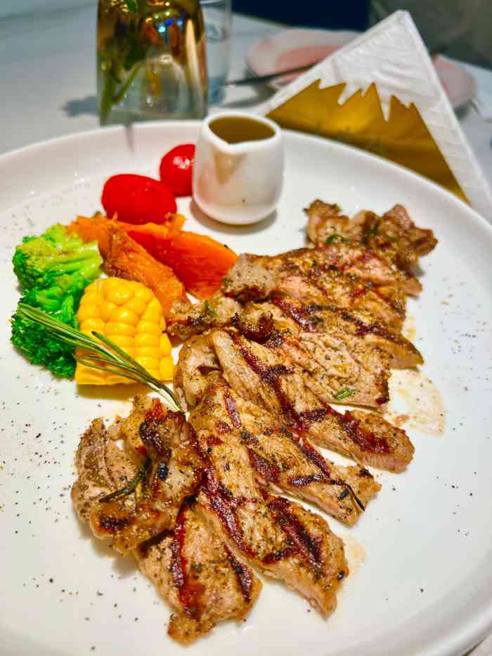 乐a披萨(哈西万达店)-"看到很多次推他家炙烤榴莲披萨 恰巧我比较.