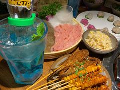 -城墙拐拐火锅(三峡广场黑金冠店)