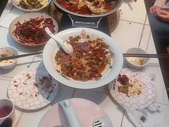 -阿瓦山寨·湘菜现炒·剁椒鱼头王(咸阳总店)