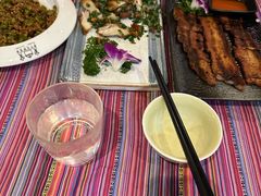 -香巴拉云南餐厅(华莱坞店)