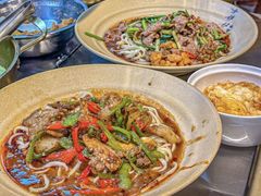 -方铲铲·成都板凳面(滨江银泰店)