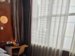 -卡罗酒店(东门晒布地铁站店)