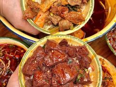 -拈签一笑黄牛肉辣卤串串