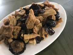 -四平包子铺