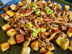 -老周炒拨拉(甘州总店)