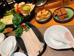 -捞王锅物料理(上海世茂广场店)