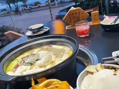 -野菌皇海景野生菌火锅(滨海大道店)