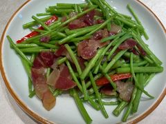芦蒿炒腊肉-翡翠江南(国贸商城店)