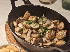 黄油芝士焗口蘑-龟兹KUCINA·新疆菜(前滩L+PLAZA店)