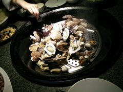 -船梆煮•蒸汽海鲜·炉火烤肉(五四广场店)