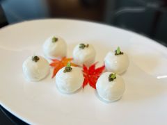 鱼籽芋圆蔓越莓-外滩三号餐厅·创意中餐