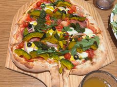 圣诞树披萨-城市大道红炉披萨烘焙坊