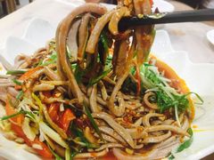 -洪霞餐馆