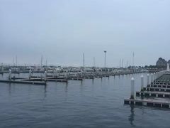 -东港音乐喷泉广场