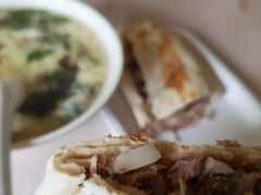 -宝光熏肉鞋底火烧(新街口店)