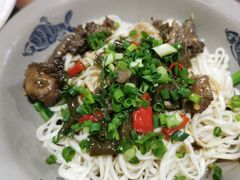 尖椒辣子鸡-川宜·胡二娃面馆(总店)
