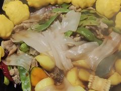 -雪乡人家东北菜·铁锅炖一切(高斯路店)