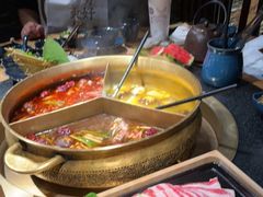 -湊湊火锅·茶憩(南京东路悦荟店)