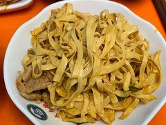 肉沫炒豆皮-梅园食堂